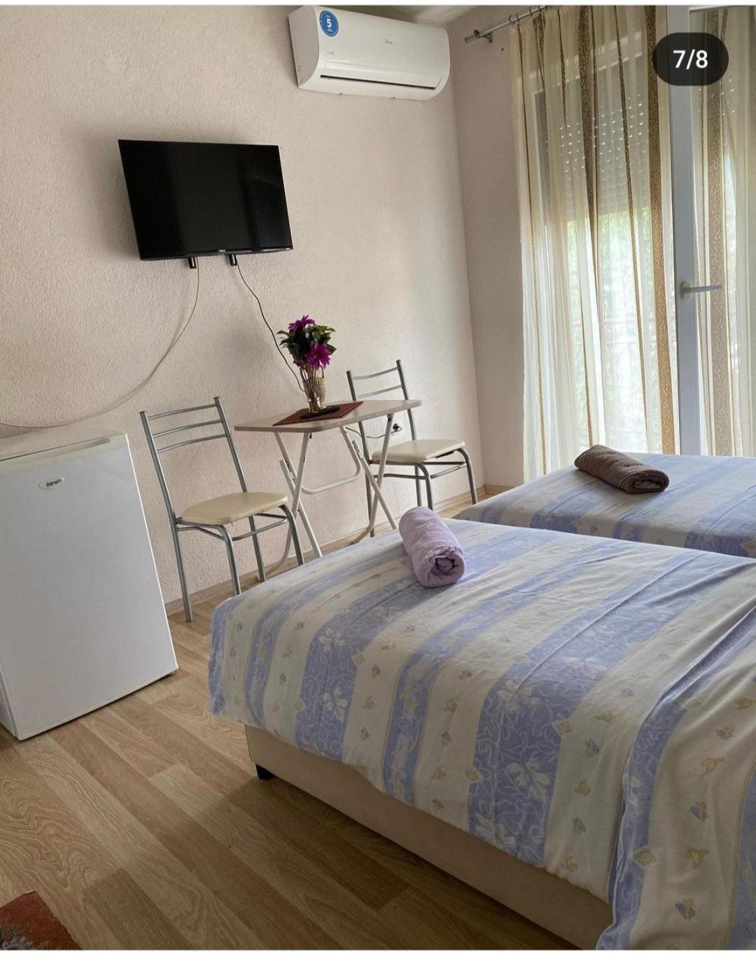 Guest House Zarnovel Palace Ochryda Zewnętrze zdjęcie